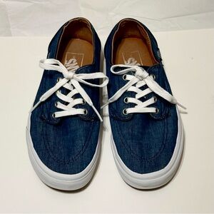 Vans Chukka Low Blue Sneakers